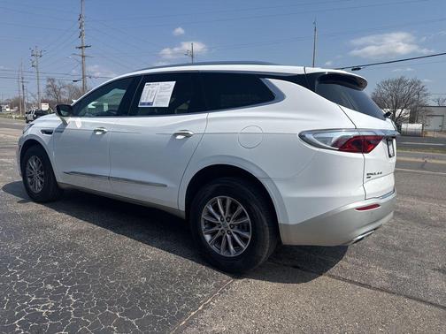 2024 Buick Enclave Essence AWD
