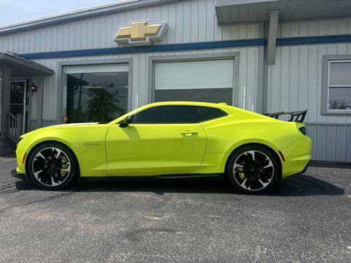 Shock 2020 Chevrolet Camaro 2SS