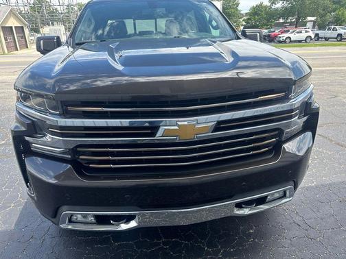 Oxford Brown Metallic 2021 Chevrolet Silverado 1500 High Country