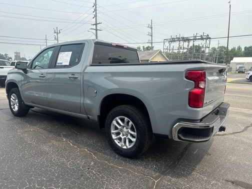 Slate Gray Metallic 2024 Chevrolet Silverado 1500 LT