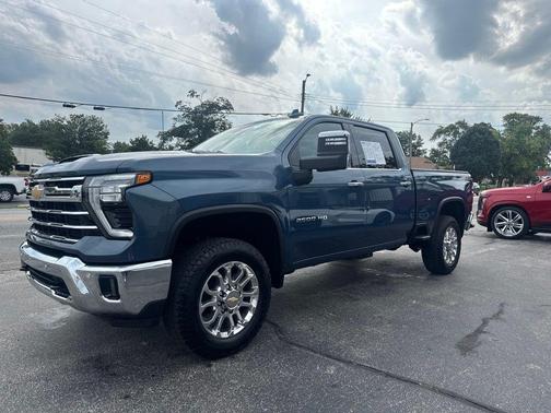 Lakeshore Blue 2025 Chevrolet Silverado 2500 LTZ