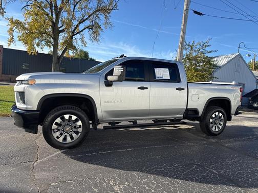 2023 Chevrolet Silverado 2500 Custom