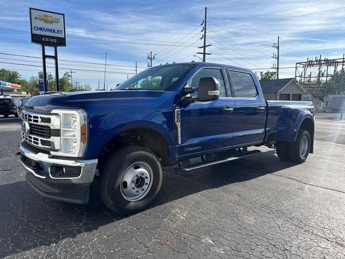 Blue Metallic 2026 Ford F-350 XLT