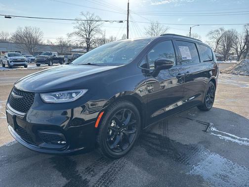 2025 Chrysler Pacifica Limited