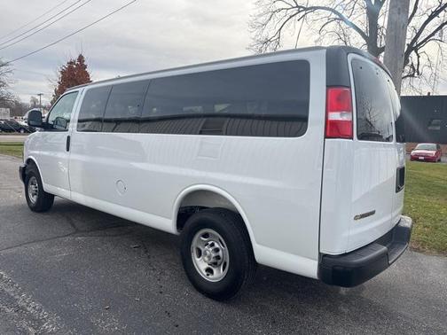 2025 Chevrolet Express 3500 RWD 3500 Extended Wheelbase LS