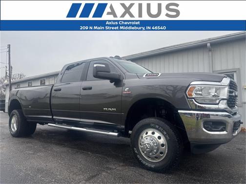 2023 RAM 3500 Big Horn Crew Cab 4x4 8' Box