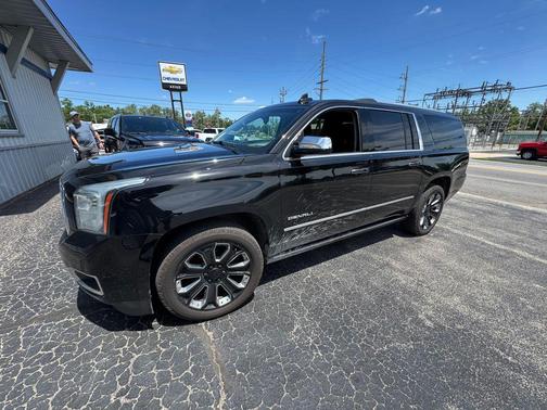 Onyx Black 2019 GMC Yukon XL Denali