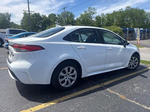 White 2022 Toyota Corolla LE