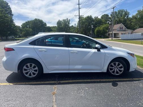 White 2022 Toyota Corolla LE