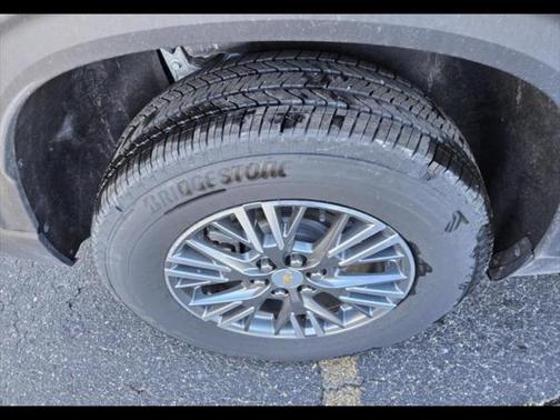 2024 Chevrolet Traverse LS