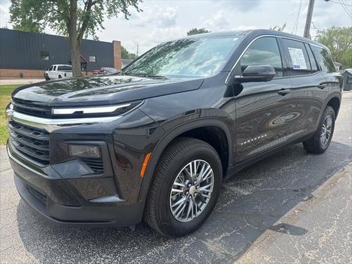 2024 Chevrolet Traverse LS