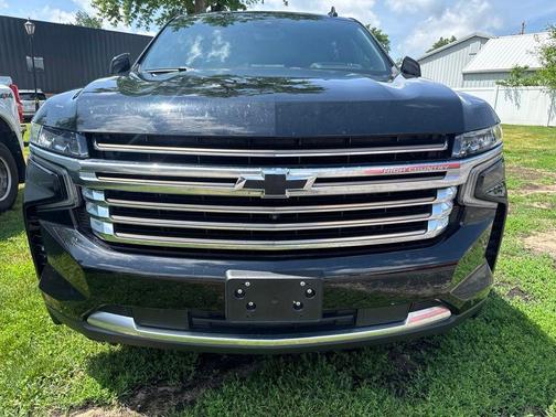 Black 2024 Chevrolet Suburban 4WD High Country
