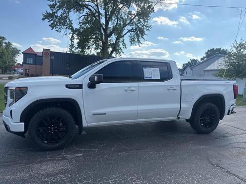 2022 GMC Sierra 1500 Elevation