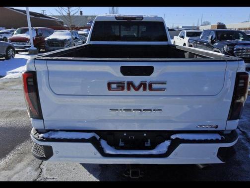 2025 GMC Sierra 2500 AT4