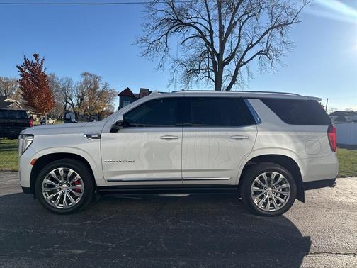 2022 GMC Yukon Denali