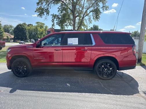 2024 Chevrolet Suburban 4WD High Country