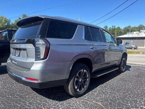Sterling Gray Metallic 2026 Chevrolet Tahoe LT