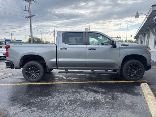 Sterling Gray Metallic 2023 Chevrolet Silverado 1500 LT Trail Boss