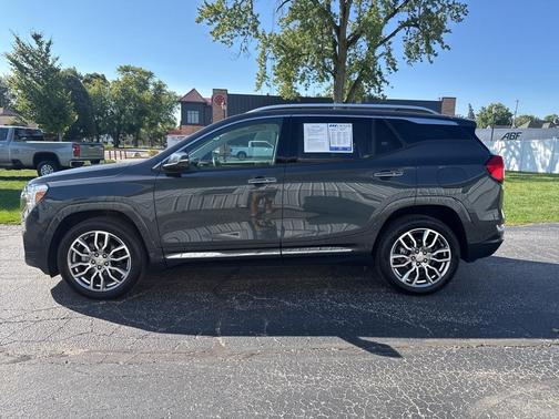 2022 GMC Terrain Denali