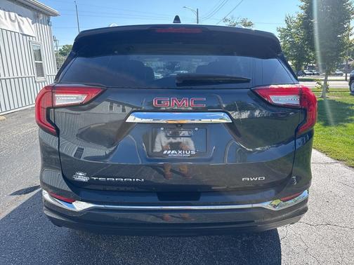 2022 GMC Terrain Denali