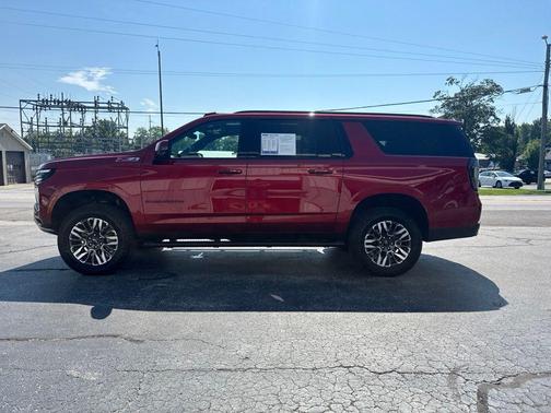 Red Metallic 2026 Chevrolet Suburban Z71, 4WD