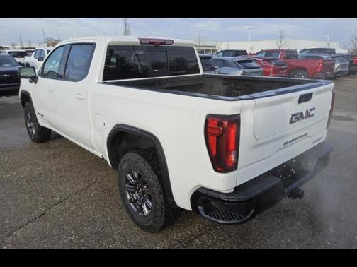 2025 GMC Sierra 1500 AT4X