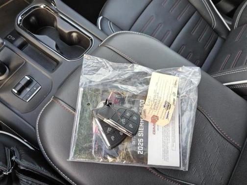 2025 GMC Sierra 1500 AT4X