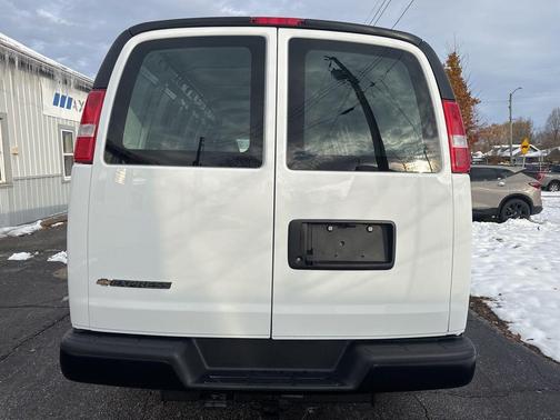 2025 Chevrolet Express 2500 RWD 2500 Extended Wheelbase WT