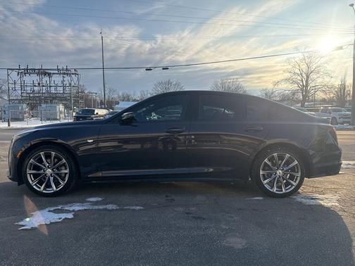 2025 Cadillac CT5 Sport