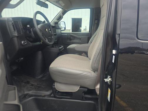 2025 Chevrolet Express 3500 RWD 3500 Extended Wheelbase LS