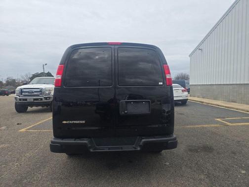2025 Chevrolet Express 3500 RWD 3500 Extended Wheelbase LS