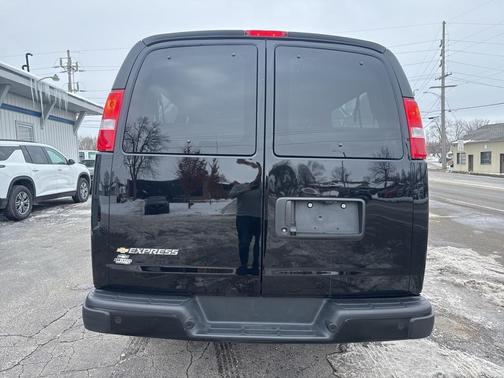 2025 Chevrolet Express 3500 RWD 3500 Extended Wheelbase LS