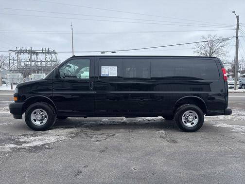 2025 Chevrolet Express 3500 RWD 3500 Extended Wheelbase LS
