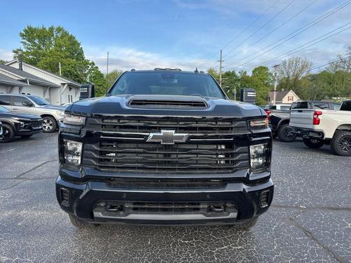 Black 2026 Chevrolet Silverado 2500 Custom