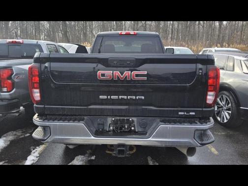 2025 GMC Sierra 2500 SLE