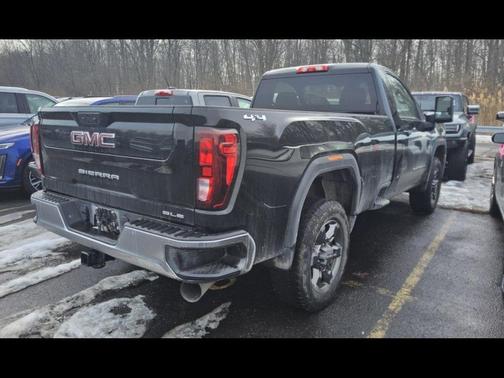 2025 GMC Sierra 2500 SLE