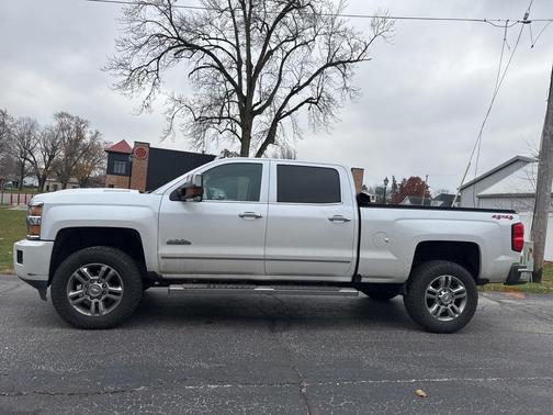 2018 Chevrolet Silverado 2500 High Country