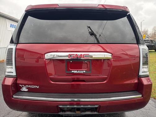 2017 GMC Yukon Denali