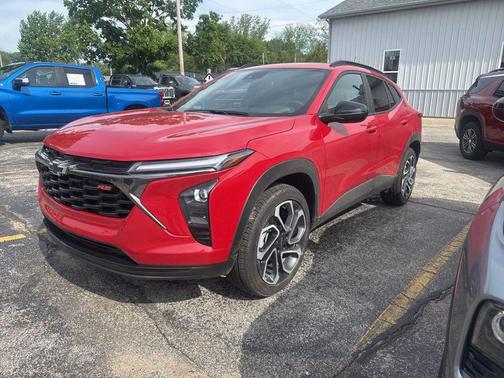 Apex Red 2026 Chevrolet Trax FWD 2RS