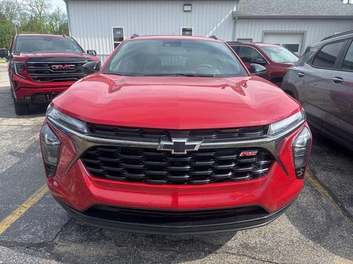 Apex Red 2026 Chevrolet Trax FWD 2RS