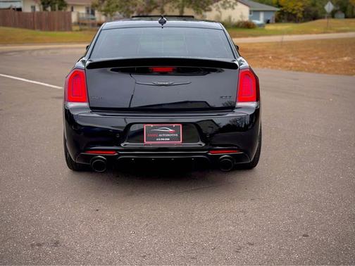 2022 Chrysler 300 Touring L