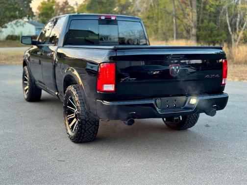 2014 RAM 1500 SLT