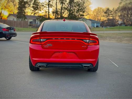 2017 Dodge Charger SXT