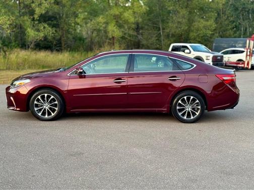 2016 Toyota Avalon XLE Plus