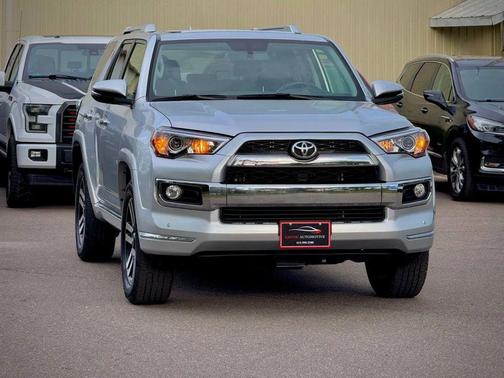 Classic Silver Metallic 2018 Toyota 4Runner Limited