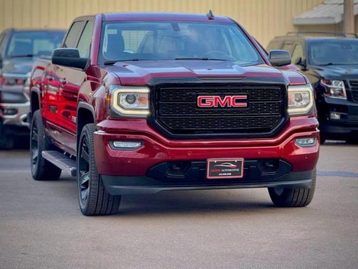 2017 GMC Sierra 1500 SLT