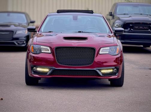 2020 Chrysler 300 Touring