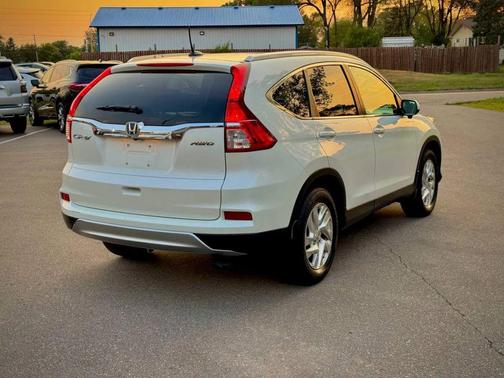 White 2015 Honda CR-V EX-L