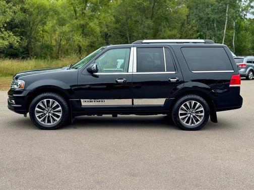 2016 Lincoln Navigator Select