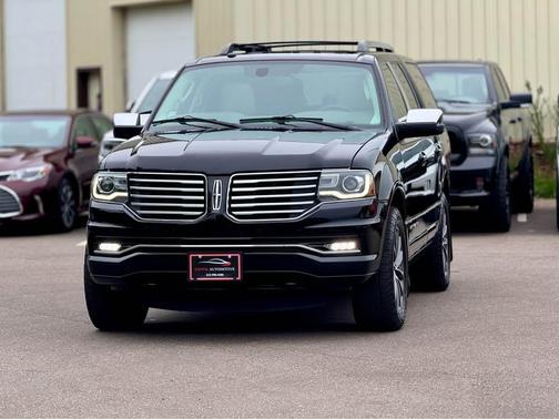 2016 Lincoln Navigator Select